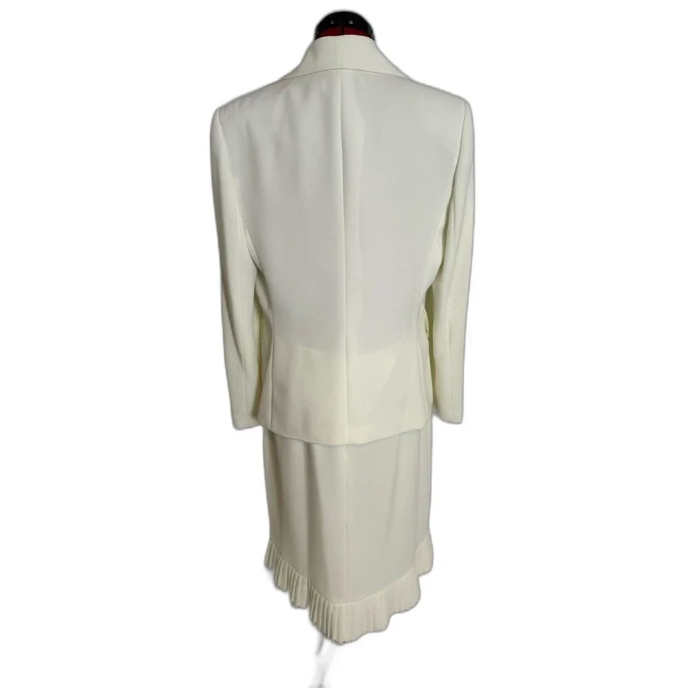 NWT Le Suit Skirt Suit Woman's Size 10 White 2-Piece Set Blazer & Skirt